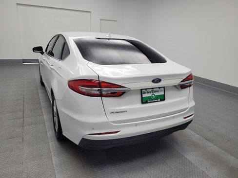 Used 2020 Ford Fusion SE image 6