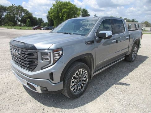 New 2026 GMC Sierra 1500 Denali Ultimate AWD/4WD image 12