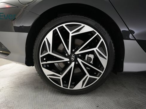 Used 2024 Hyundai Ioniq 6 Limited RWD image 22