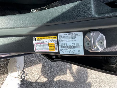 Used 2019 Ford Fusion SE FWD image 31