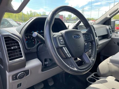 Used 2016 Ford F150 XLT w/ Equipment Group 302A Luxury AWD/4WD image 13