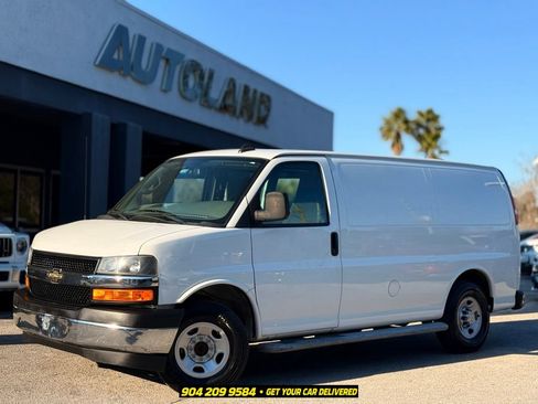 Used 2019 Chevrolet Express 2500 w/ Driver Convenience Package RWD image 1