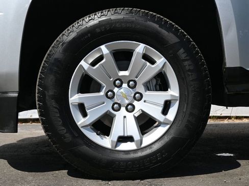 Used 2019 Chevrolet Colorado LT w/ LT Convenience Package RWD image 7