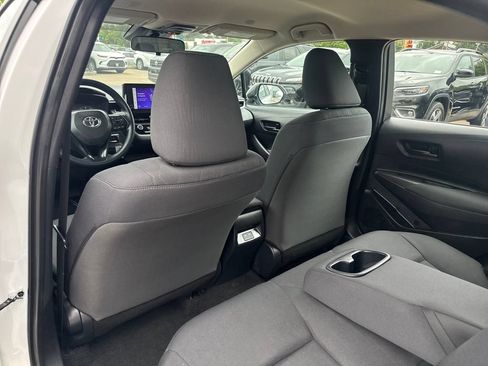 Used 2024 Toyota Corolla LE FWD image 38