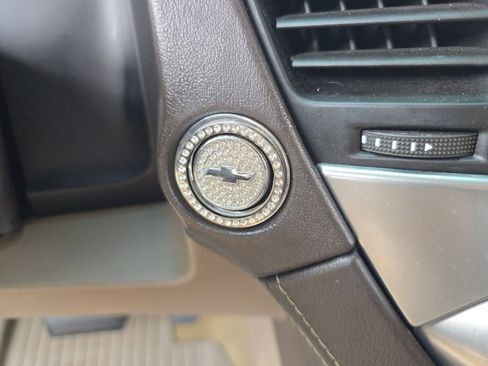 Used 2019 Chevrolet Suburban Premier image 24