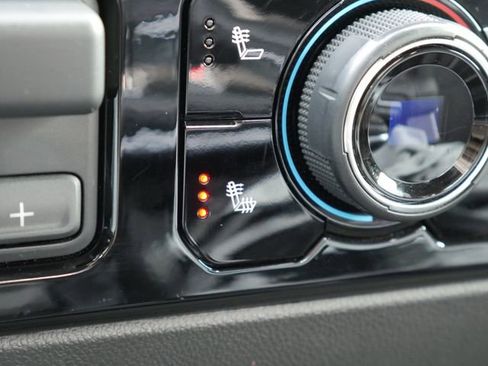 Used 2024 Chevrolet Silverado 1500 LT Trail Boss w/ Convenience Package II image 8