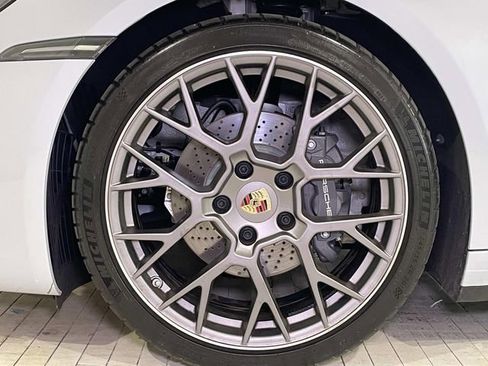 Certified 2024 Porsche 911 Targa 4 image 13