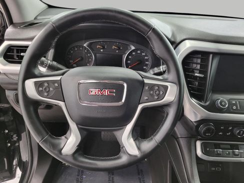 Used 2023 GMC Acadia SLT w/ Trailering Package image 6