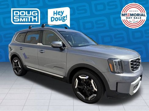 Used 2025 Kia Telluride S AWD/4WD image 5
