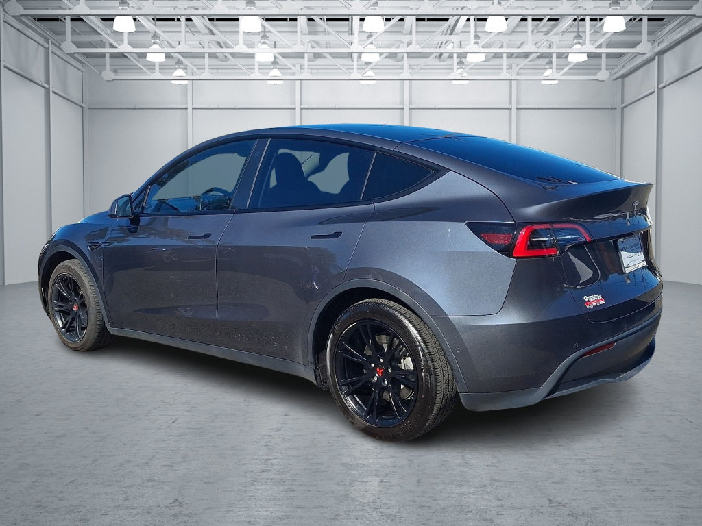 Used 2021 Tesla Model Y Long Range AWD/4WD image 3