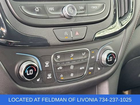 Used 2023 Chevrolet Equinox RS w/ RS Leather Package AWD/4WD image 17