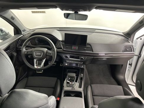 New 2025 Audi SQ5 Premium Plus image 14