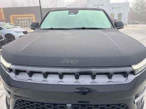 New 2026 Jeep Grand Wagoneer 4WD image 14