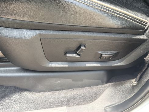 Used 2024 RAM 2500 Laramie w/ Safety Group AWD/4WD image 20