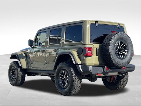 Used 2025 Jeep Wrangler Unlimited Rubicon image 31