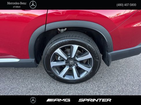 Used 2023 Honda Pilot Touring image 9