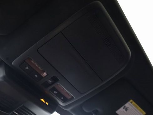 Used 2025 MAZDA CX-70 Plug-In Hybrid w/ Premium Plus image 23