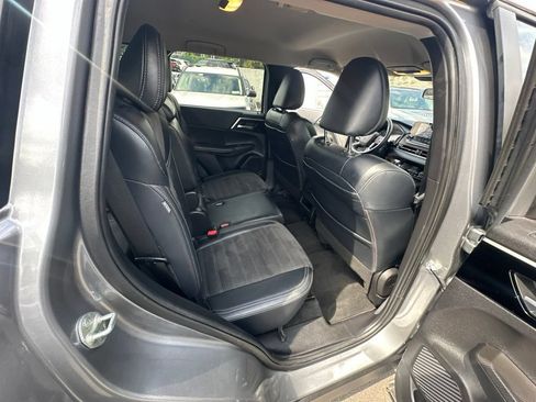 Used 2024 Mitsubishi Outlander SE AWD/4WD image 31
