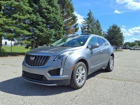 Used 2020 Cadillac XT5 Premium Luxury image 3