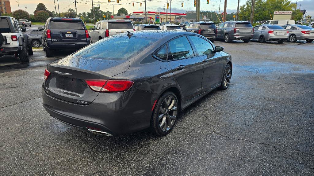 Used 2015 Chrysler 200 S w/ Navigation & Sound Group I AWD/4WD image 4
