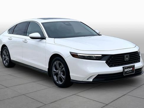 Used 2023 Honda Accord EX image 3