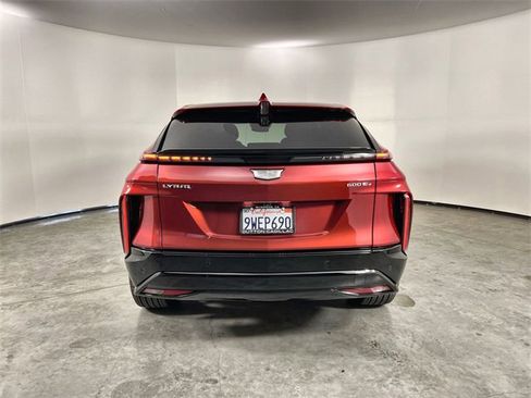 Used 2026 Cadillac Lyriq Sport image 7