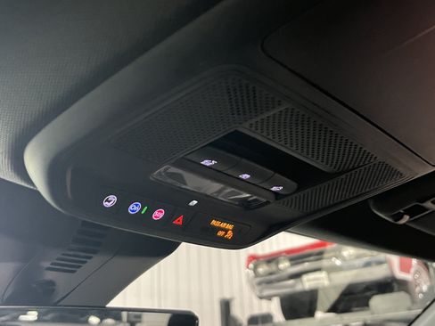 New 2026 GMC Acadia AT4 AWD/4WD image 15