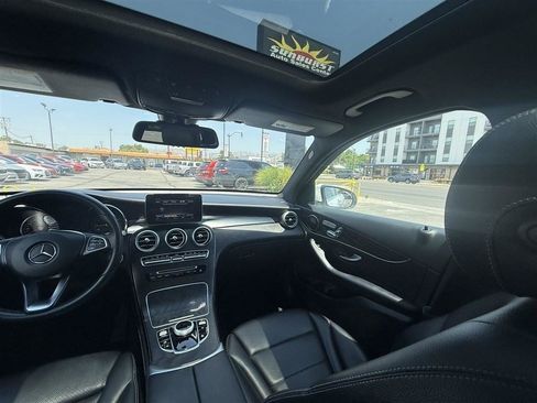 Used 2018 Mercedes-Benz GLC 300 4MATIC image 26