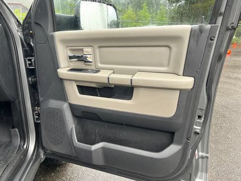 Used 2011 RAM 1500 Big Horn RWD image 30