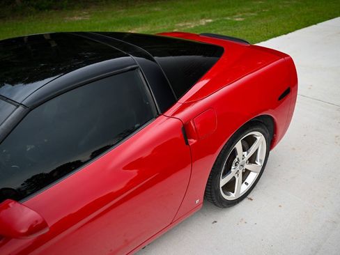 Used 2008 Chevrolet Corvette Coupe RWD image 19