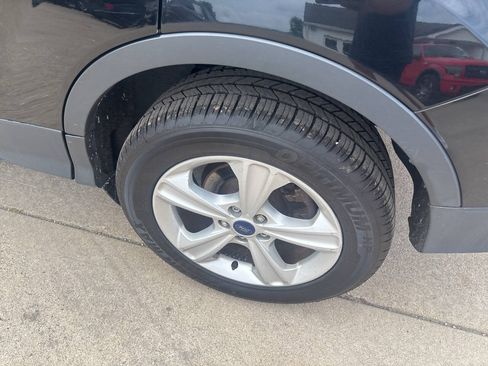 Used 2016 Ford Escape SE AWD/4WD image 9