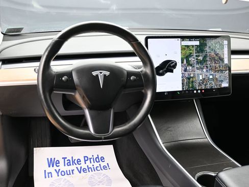 Used 2018 Tesla Model 3 Long Range image 34