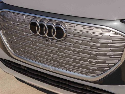 Used 2023 Audi Q4 e-tron Premium w/ Premium Plus RWD image 8
