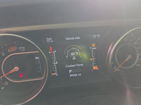 Used 2021 Jeep Wrangler Sport AWD/4WD image 14