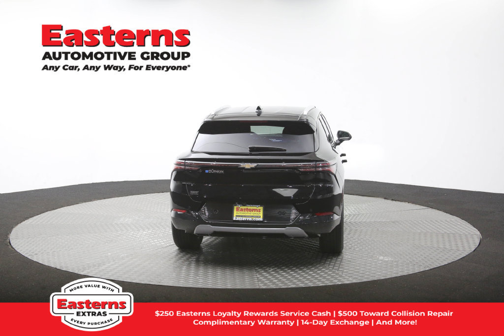 Used 2024 Chevrolet Equinox EV LT FWD image 35