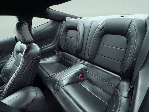 Used 2024 Ford Mustang GT Premium image 15