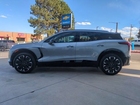 Used 2024 Chevrolet Blazer EV RS AWD/4WD image 2