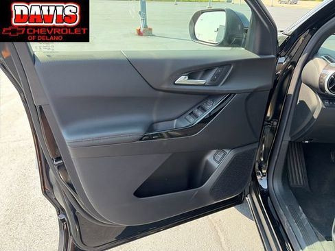 New 2027 Chevrolet Equinox LT w/ Convenience Package II AWD/4WD image 19