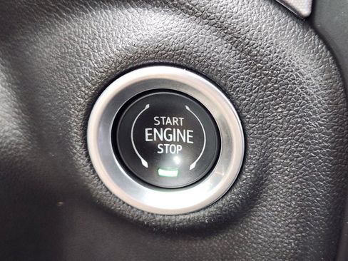 Used 2019 GMC Sierra 1500 SLT RWD image 17