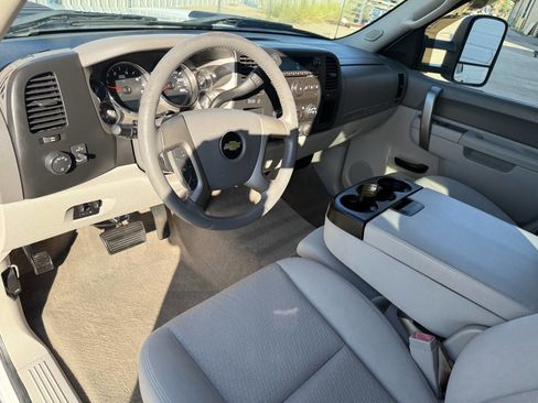 Used 2013 Chevrolet Silverado 3500 LT w/ Convenience Package image 46