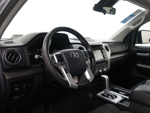 Used 2018 Toyota Tundra SR5 image 19