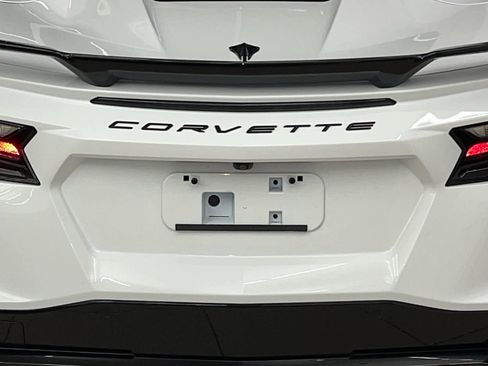 Used 2024 Chevrolet Corvette Stingray Premium Conv w/ Z51 Performance Package image 11