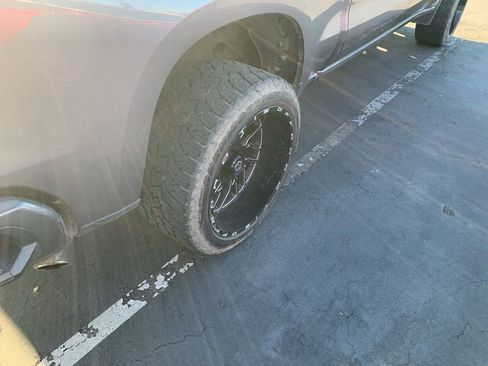 Used 2022 Chevrolet Silverado 1500 Custom w/ LPO, Dark Essentials Package image 6