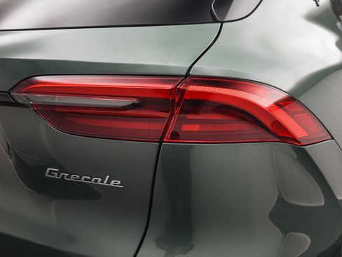 New 2025 Maserati Grecale Modena image 24