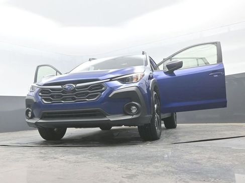 Used 2025 Subaru Crosstrek 2.0i Premium AWD/4WD image 30