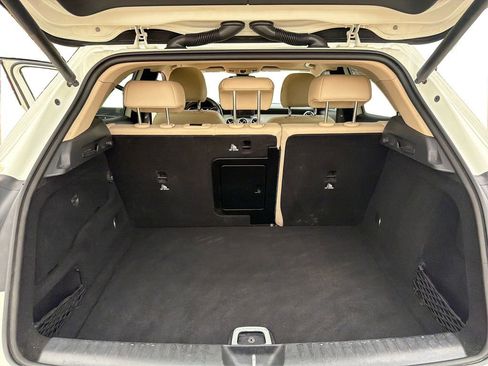 Used 2018 Mercedes-Benz GLA 250 w/ Premium Package image 14