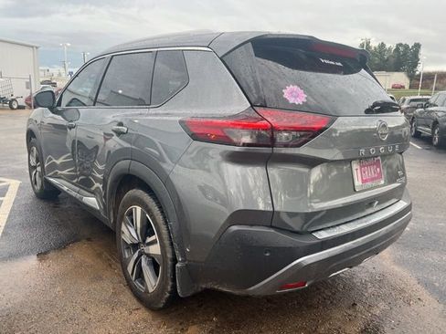 Certified 2023 Nissan Rogue SL w/ SL Premium Package image 5
