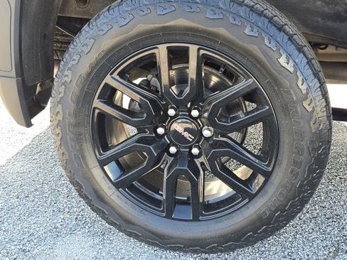 Used 2023 GMC Sierra 1500 Elevation w/ X31 Off-Road Package image 13