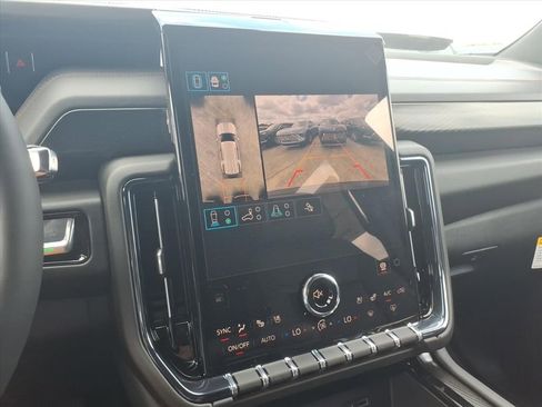 New 2026 GMC Yukon AT4 w/ Premium Trailering Package AWD/4WD image 22