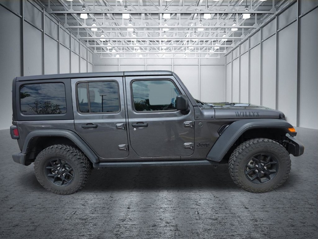 Used 2024 Jeep Wrangler Unlimited Sport AWD/4WD image 4